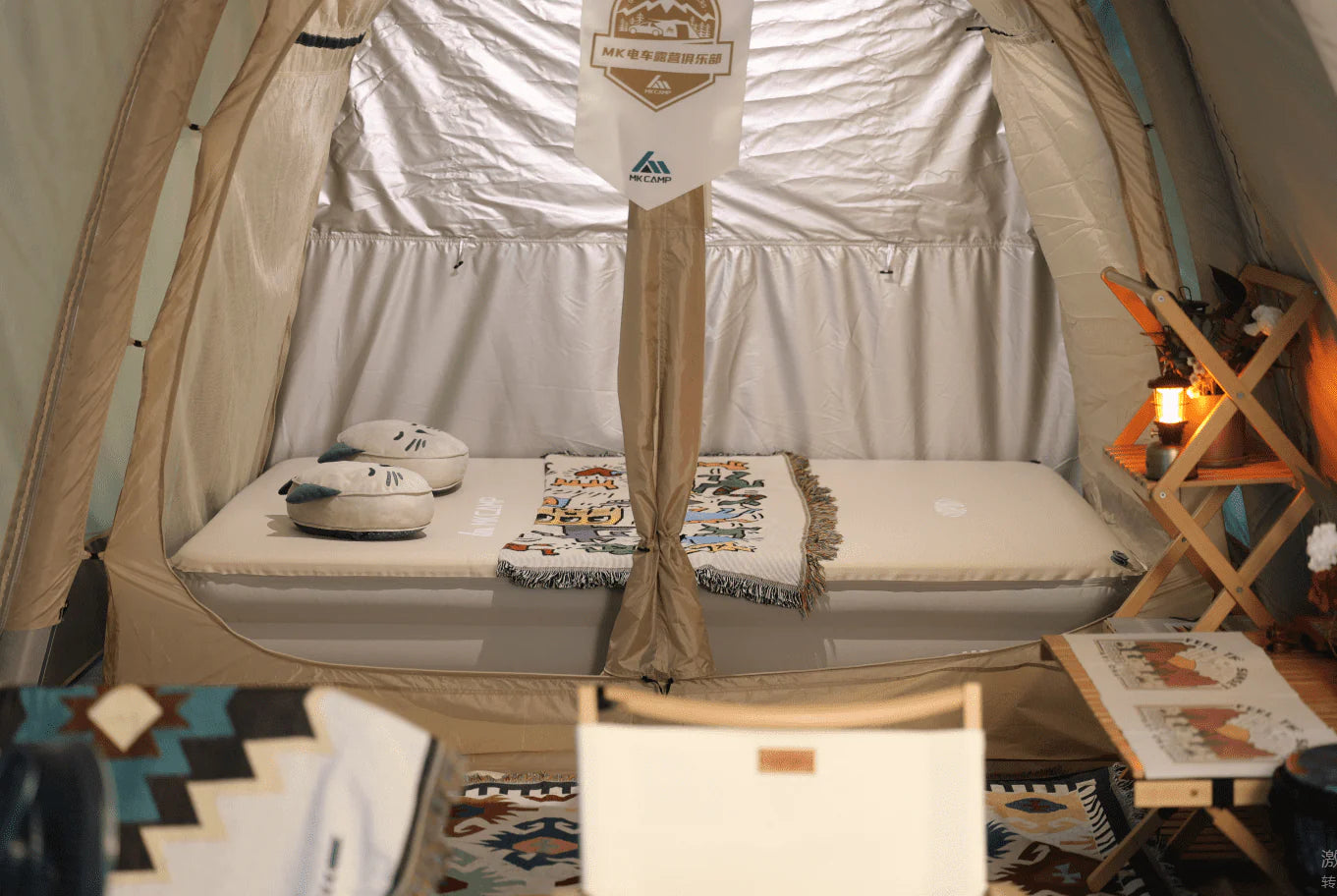 Deluxe camping bed hotsell